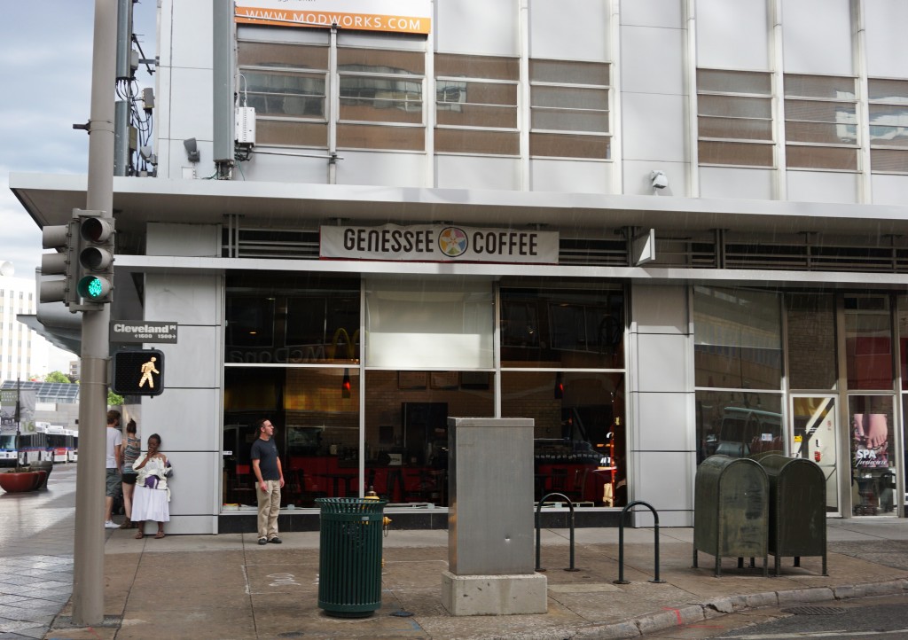 A former Dazbog location at 110 16th St. was recently converted into a Genessee Coffee. Photos by George Demopoulos.
