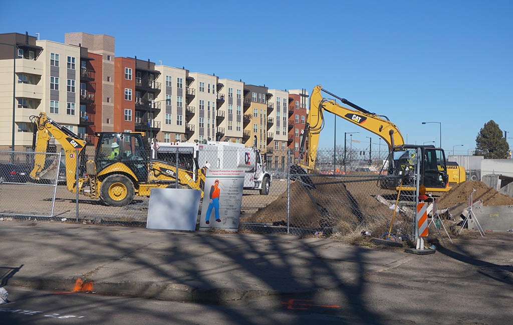 Crews prepare to break ground on a 303-unit apartment building at Broadway and Arizona Avenue. (Burl Rolett)