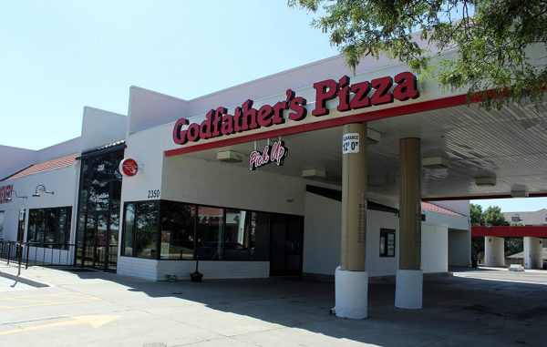 godfathers pizza thornton
