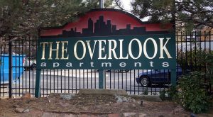 overlookApartments sign
