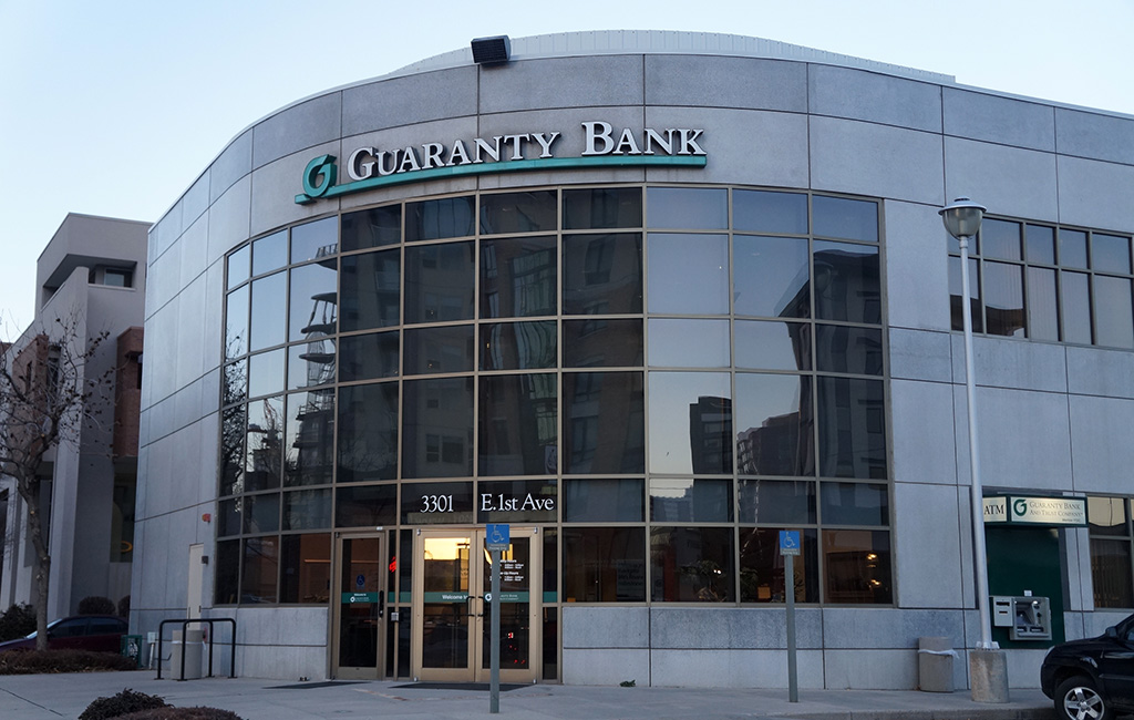 guaranty bank locations