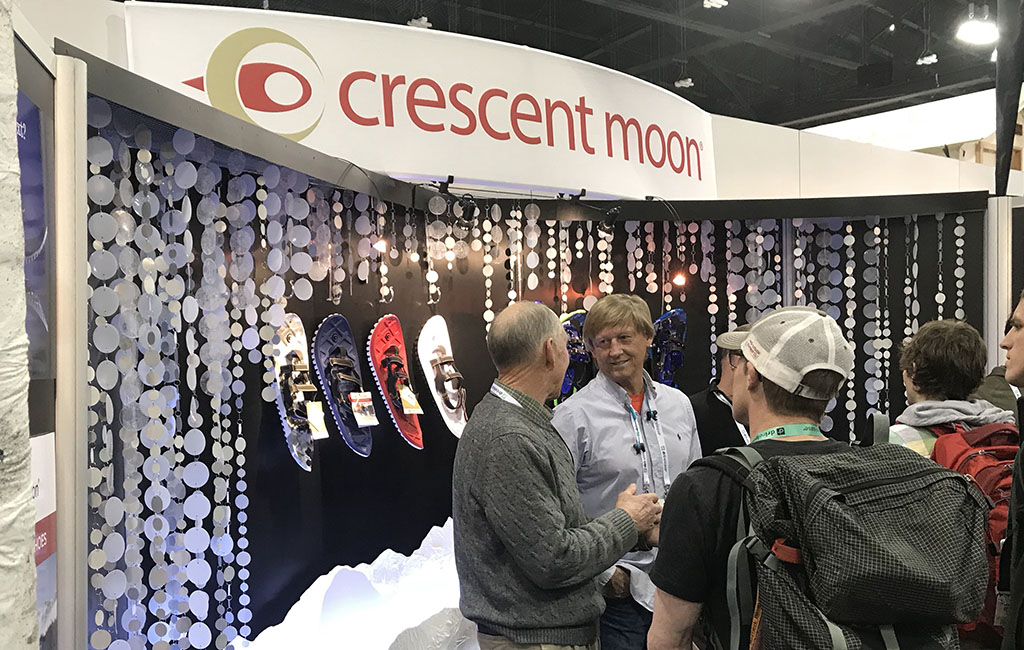 crescent moon booth