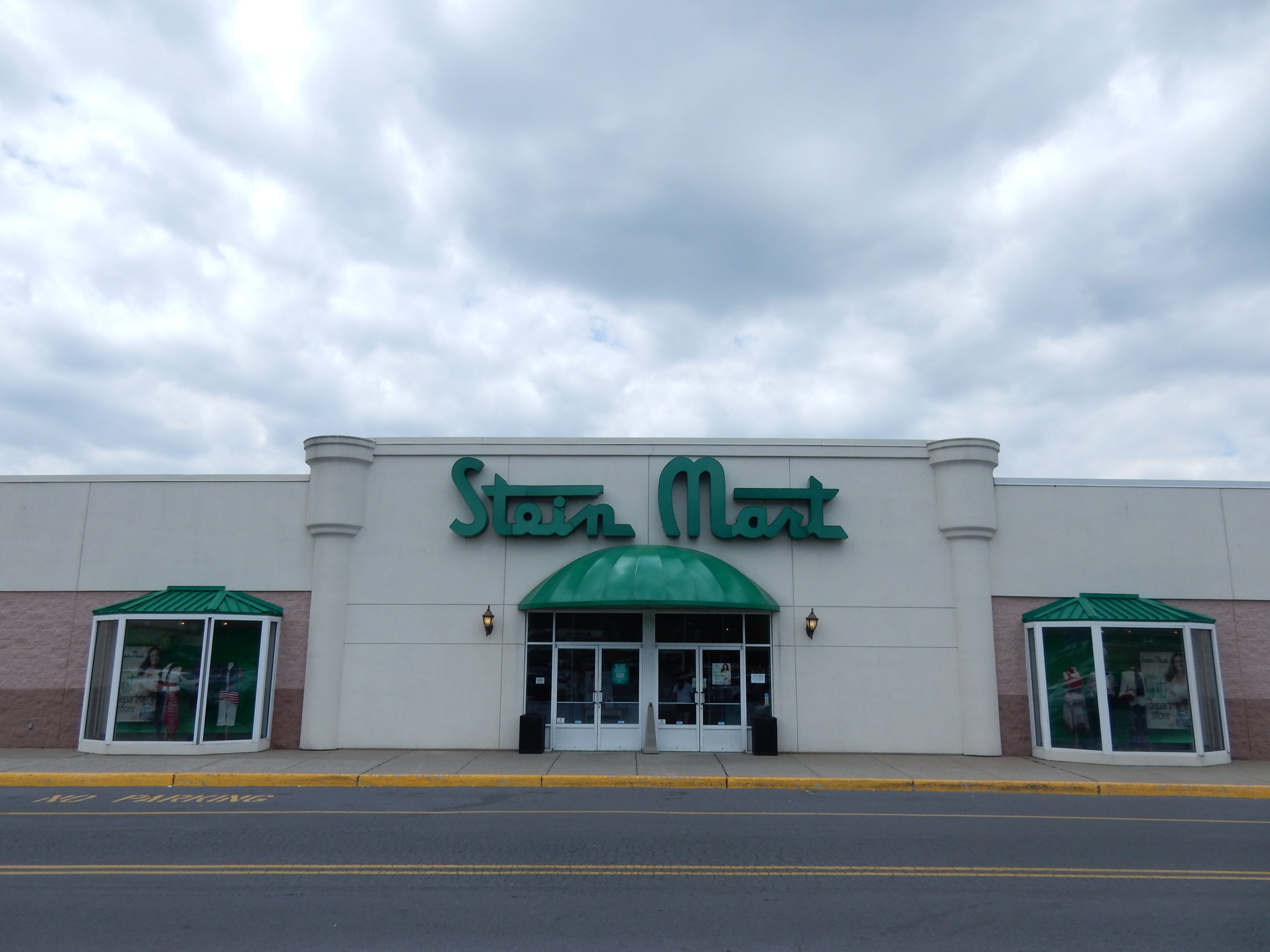 Hanover Center losing another large tenant as Stein Mart closes