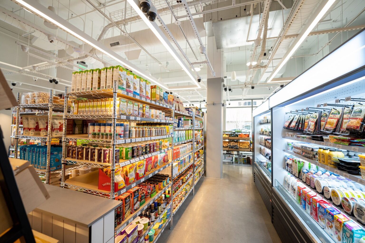 Choice Market Opens High-tech Store Featuring An Ice Cream Shop Inside 