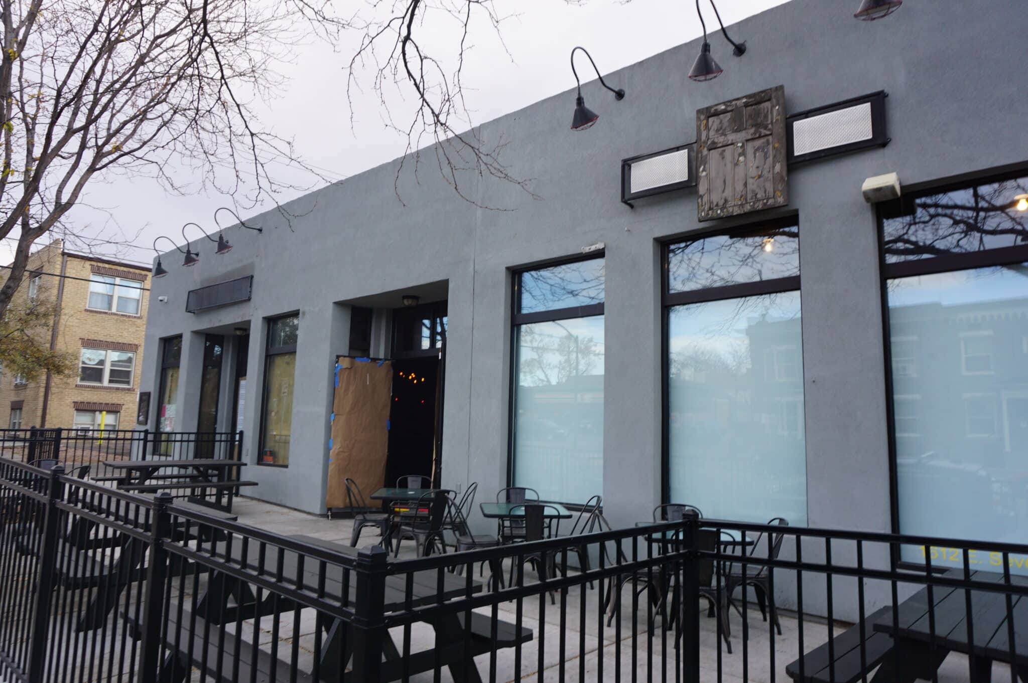 Punk Rock Bar With Late Night Vegan Food On Tap In City Park West 