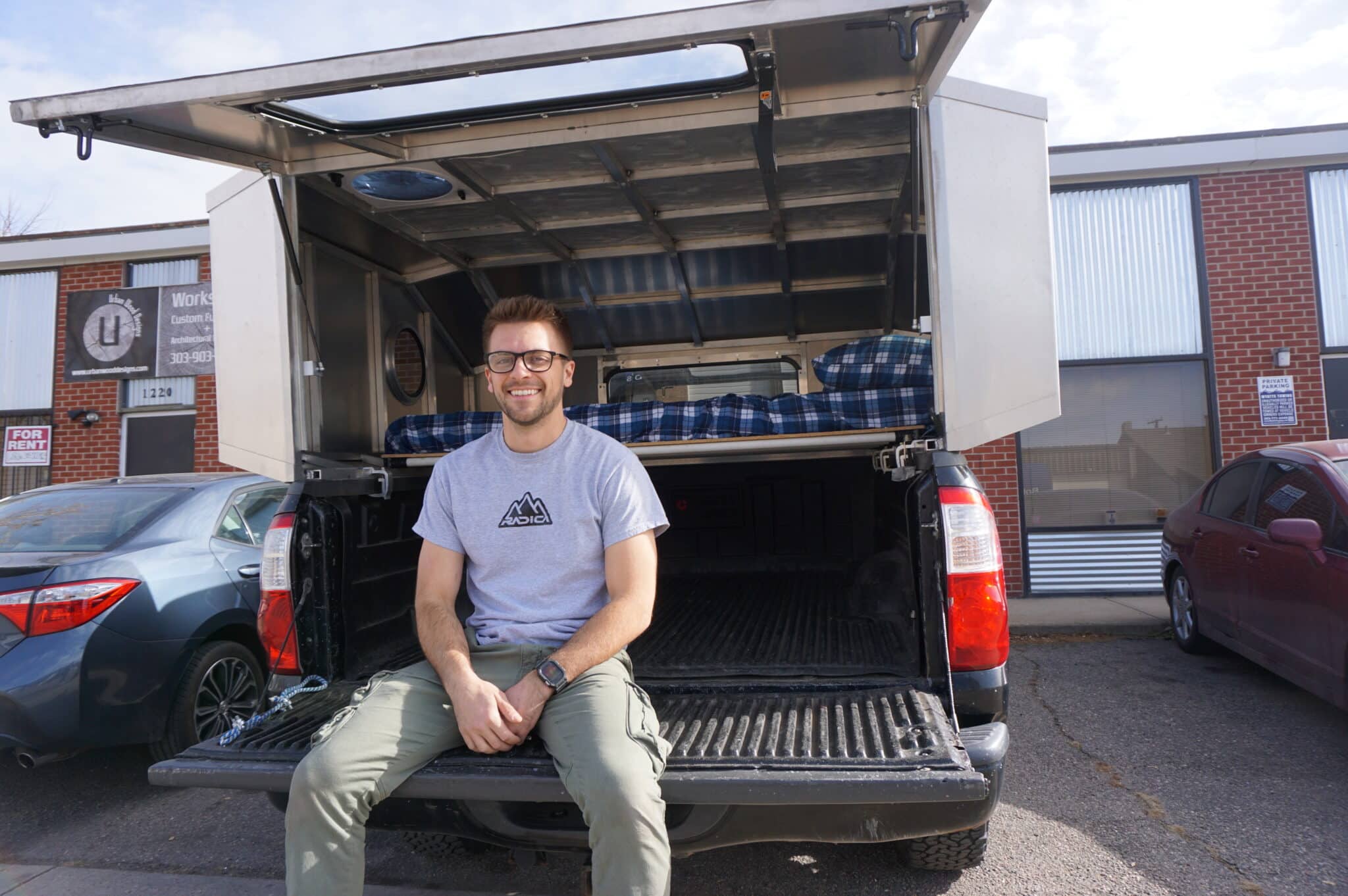 TruckLife Denverite fabricates truck bed toppers that fit queensize