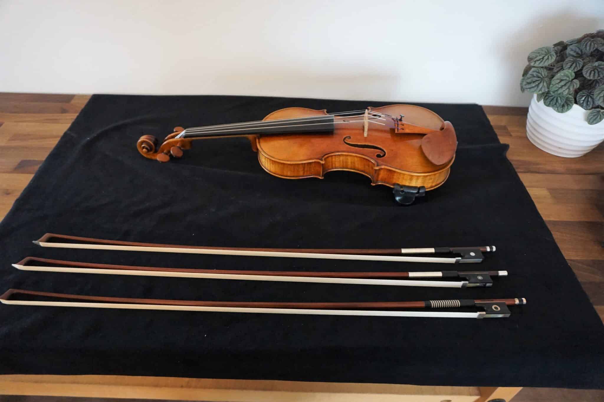 Violins handmade scaled