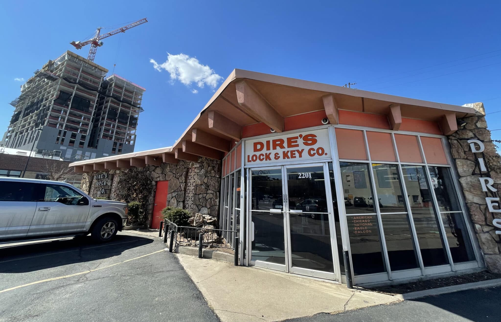 Dire's Lock and Key in Denver closing
