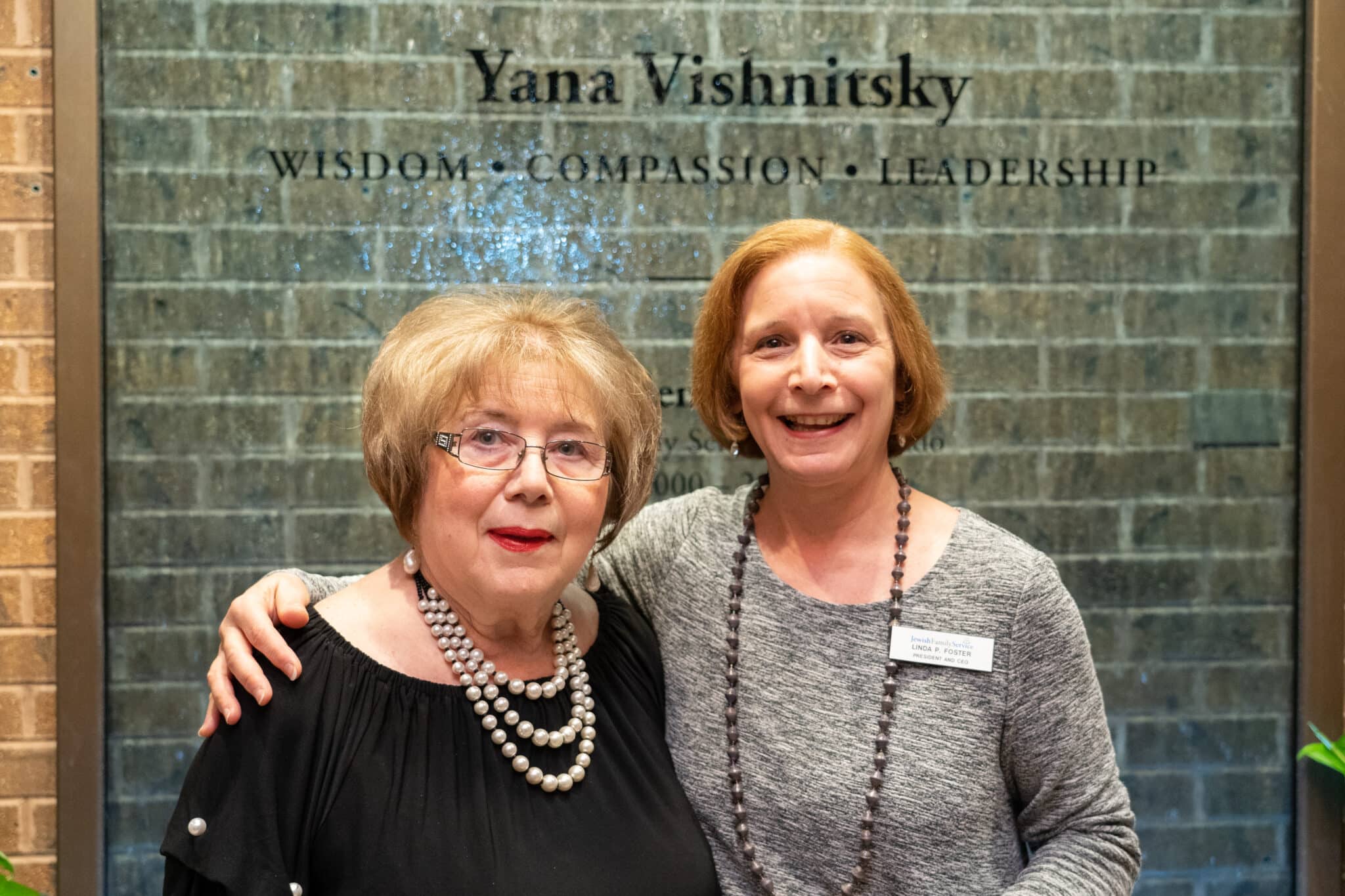 Yana and Linda Foster scaled