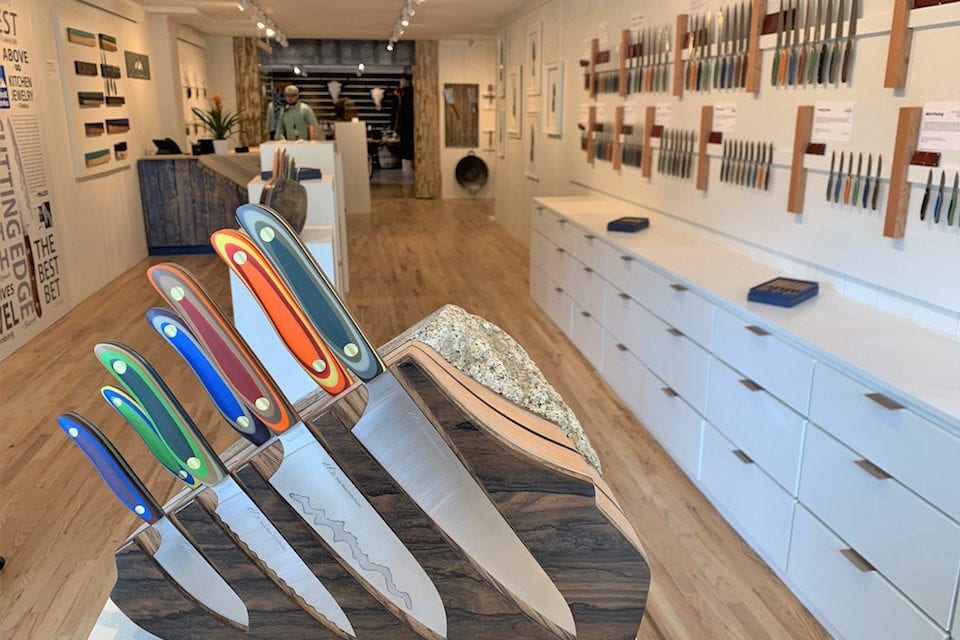 Knife maker opening store in Denver