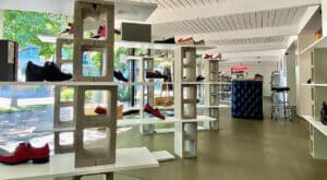 Denver shoe store moves to Cherry Creek