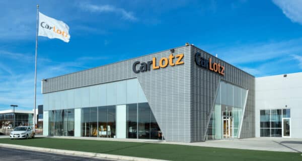 CarKLotz closes Denver store