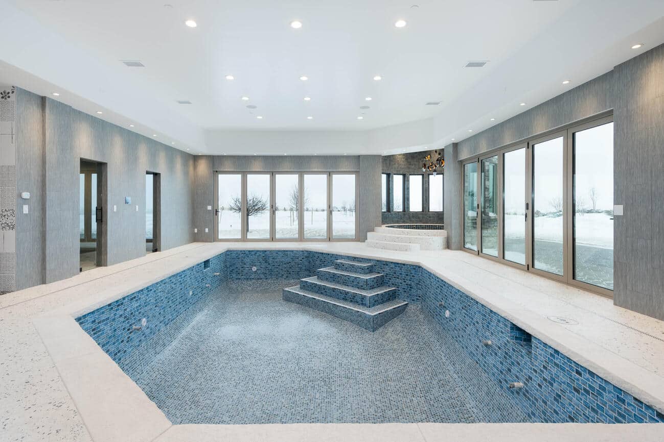 12565 Picadilly Road indoor pool