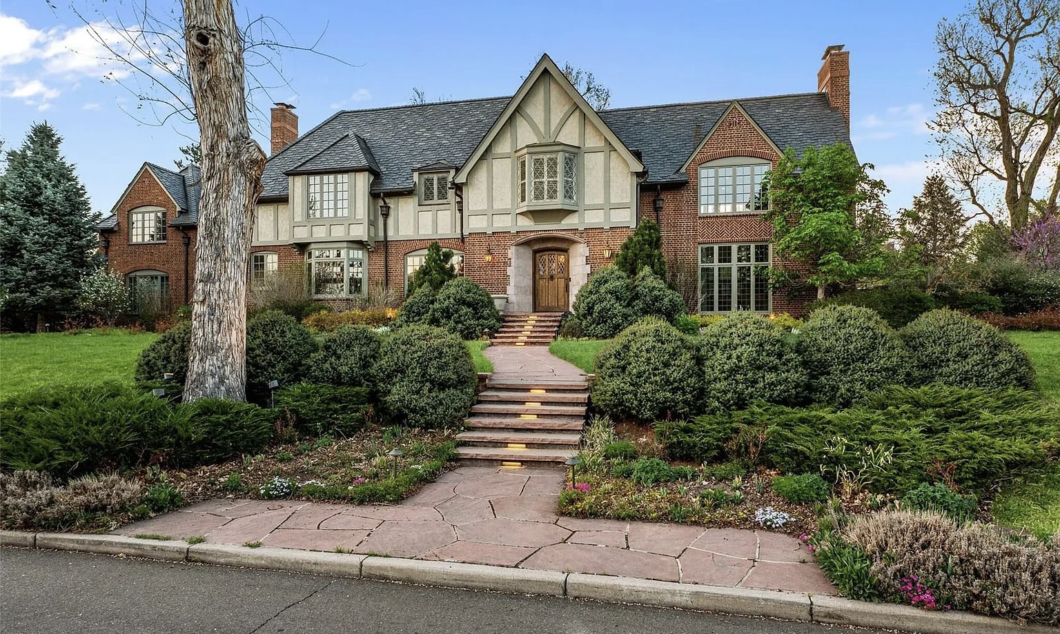 $9.25M mansion sale sets record for Country Club neighborhood 2 450 WESTWOOD DR