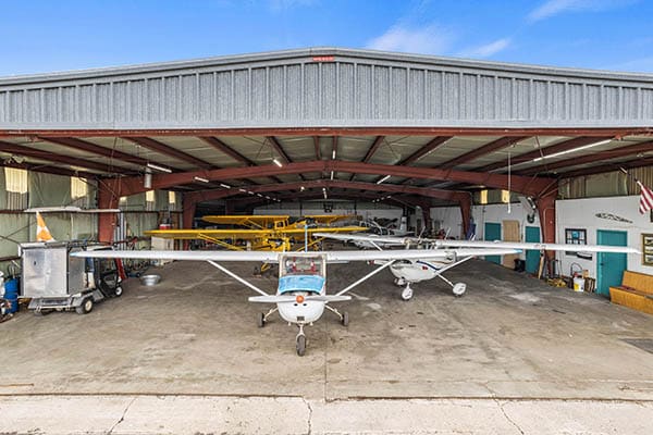 Platte Valley Airpark hangar